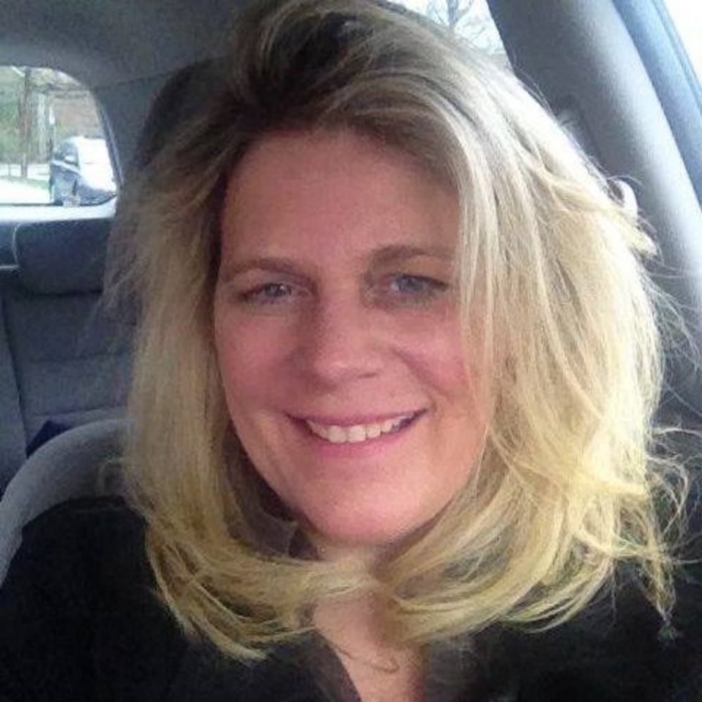 Meet your Posher, Carrie